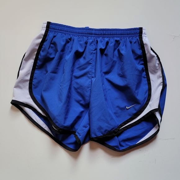 Nike running dri-fit shorts kids small @A8 - Picture 1 of 4
